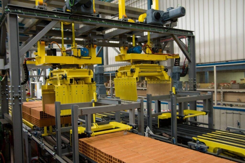 Gantry for unstacking and handling clay bricks
