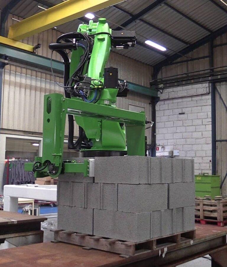 Custom multifunction robotic cells 4 Industrial robot handling blocks of building materials